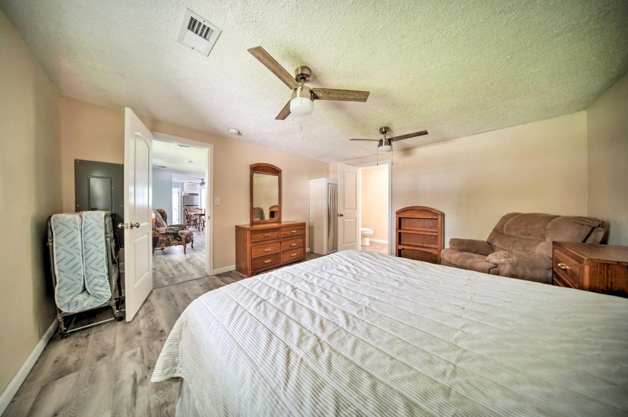 Spacious Geneva House Less Than 5 Mi To The Strip! Exterior photo