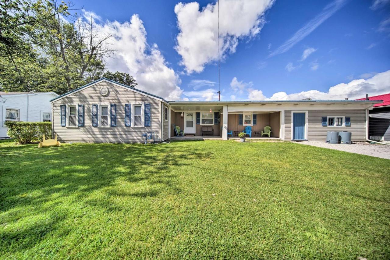 Spacious Geneva House Less Than 5 Mi To The Strip! Exterior photo